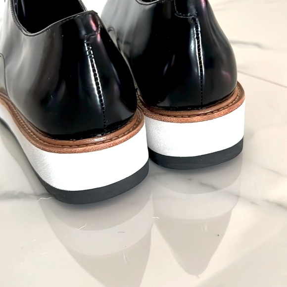 NWOT Vince Women Reed Glazed Patent leather Platform Oxford shoes - Picture 6 of 6